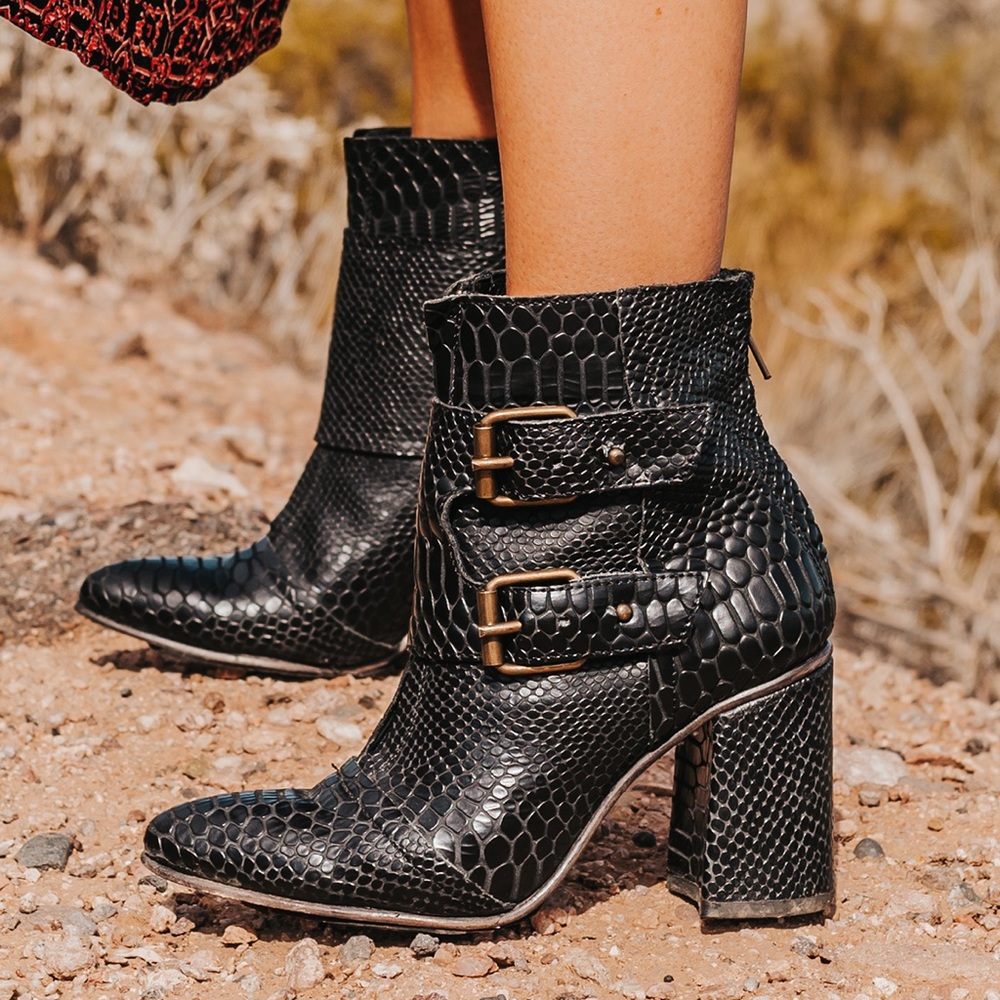 Freebird Joey black snake boots, size 10